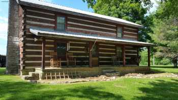 Horse & Buggy Country Inn