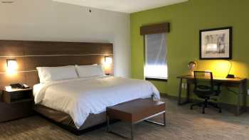 Holiday Inn Express & Suites Franklin, an IHG Hotel