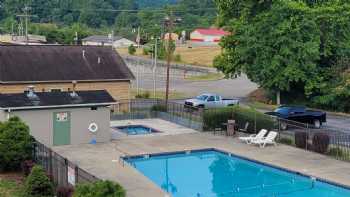 Days Inn by Wyndham Jellico - Tennessee State Line