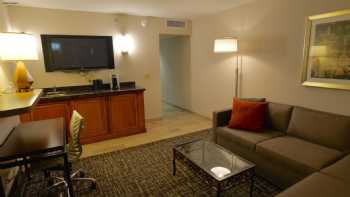 Holiday Inn & Suites Minneapolis - Lakeville, an IHG Hotel