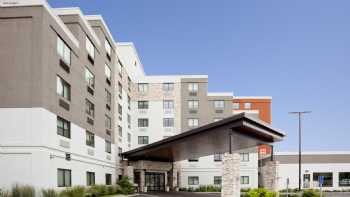 Holiday Inn Express Roseville-St. Paul, an IHG Hotel