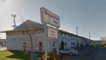 Superior Inn