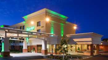 Holiday Inn Blmgtn Arpt South- Mall Area, an IHG Hotel