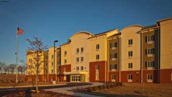 Candlewood Suites Building 6956