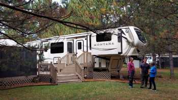 Woodsong RV Resort