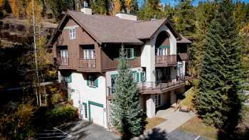 The Breckenridge Boutique Hotel