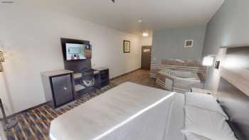 Bevens Creek Inn Stay Suites