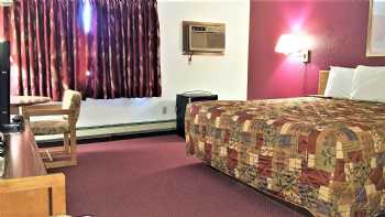 AmeriVu Inn and Suites - Avon