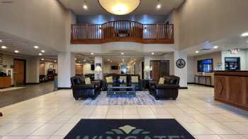 Wingate by Wyndham Coon Rapids