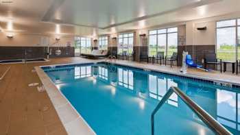 Best Western Plus Isanti