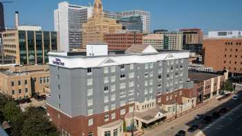 Hilton Garden Inn Rochester Downtown