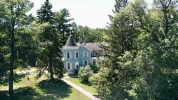 Ticknor Hill Bed & Breakfast