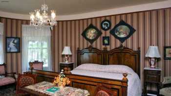 Oakenwald Terrace Bed and Breakfast