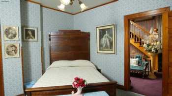 Oakenwald Terrace Bed and Breakfast