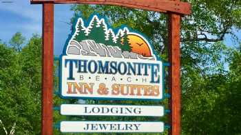 Thomsonite Inn