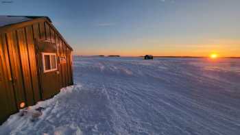 Dale's on Lake of the Woods