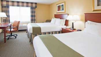 Holiday Inn Express & Suites St. Paul NE (Vadnais Heights), an IHG Hotel