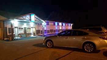 Faribault Hometown Inn & Suites