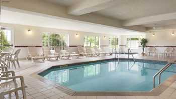 Country Inn & Suites by Radisson, Mankato Hotel and Conference Center, MN