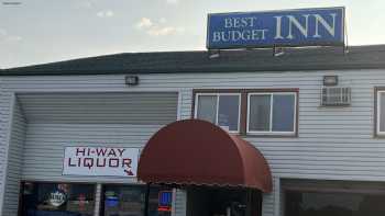 Best Budget Inn / Hi-Way Liquor