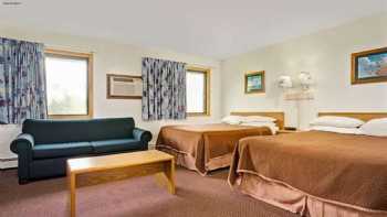 Travelodge by Wyndham Valleyfair Shakopee