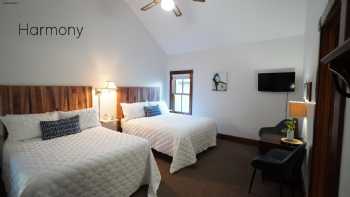 Root River Inn & Suites