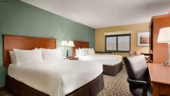 Holiday Inn & Suites Duluth-Downtown, an IHG Hotel