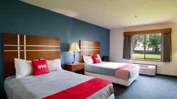 OYO Hotel Redwood Falls