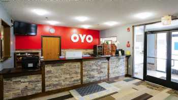 OYO Hotel Redwood Falls