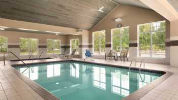 Country Inn & Suites by Radisson, Brooklyn Center, MN