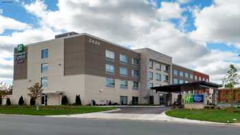 Holiday Inn Express & Suites Eagan - Minneapolis Area, an IHG Hotel