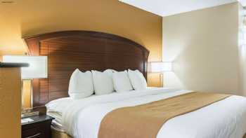 Quality Inn & Suites Arden Hills - Saint Paul North