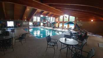 Oveson's Pelican Lake Resort & Inn