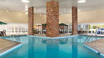 Country Inn & Suites by Radisson, Woodbury, MN