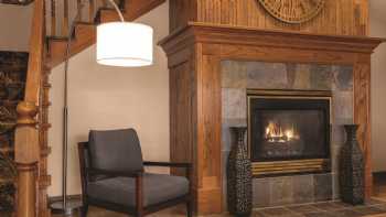 Country Inn & Suites by Radisson, Forest Lake, MN