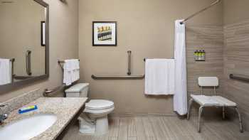 Holiday Inn Express & Suites Eden Prairie - Minnetonka, an IHG Hotel