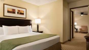 Country Inn & Suites by Radisson, Chanhassen, MN