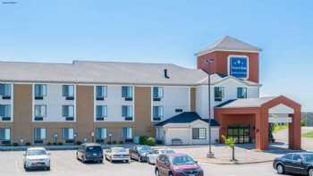 AmericInn by Wyndham Rochester Airport