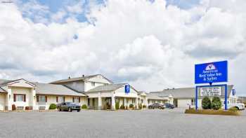 Americas Best Value Inn & Suites Thief River Falls