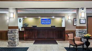 AmeriVu Inn and Suites - Waconia