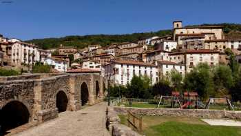 Alojamientos Cascadas de Puente Ra