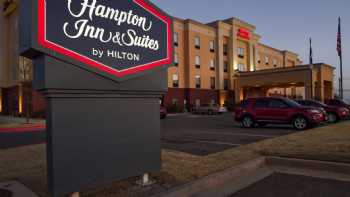 Hampton Inn & Suites Elk City