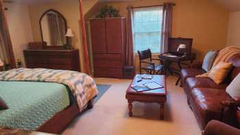 Willows Inn Bed & Breakfast