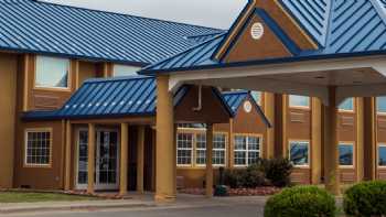 Sugar Creek Inn & Suites