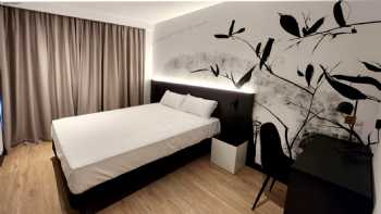 Sercotel Hotel Plana Suites