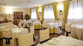 Lar Galego Hostal Restaurante