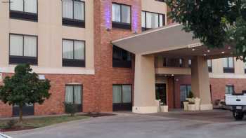 Holiday Inn Express & Suites El Reno, an IHG Hotel