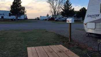 Bobcat Creek RV Park, Convenience Store, Gas Station and Propane Filling Station