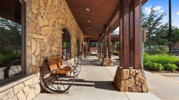 Best Western Plus Cimarron Hotel & Suites