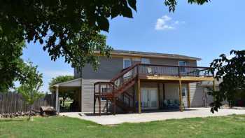 Laughing Coyote Lodge